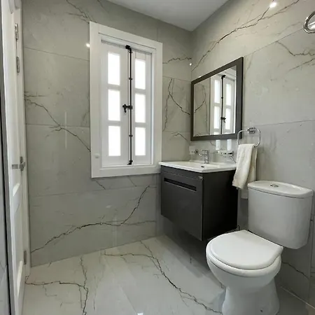 فندق مبيت وإفطار La Reggia Seaview 3*