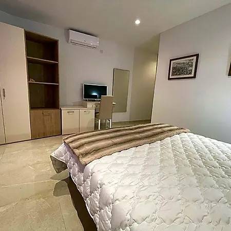 La Reggia Seaview 3* Marsaxlokk
