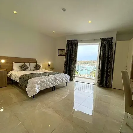 Bed & Breakfast La Reggia Seaview